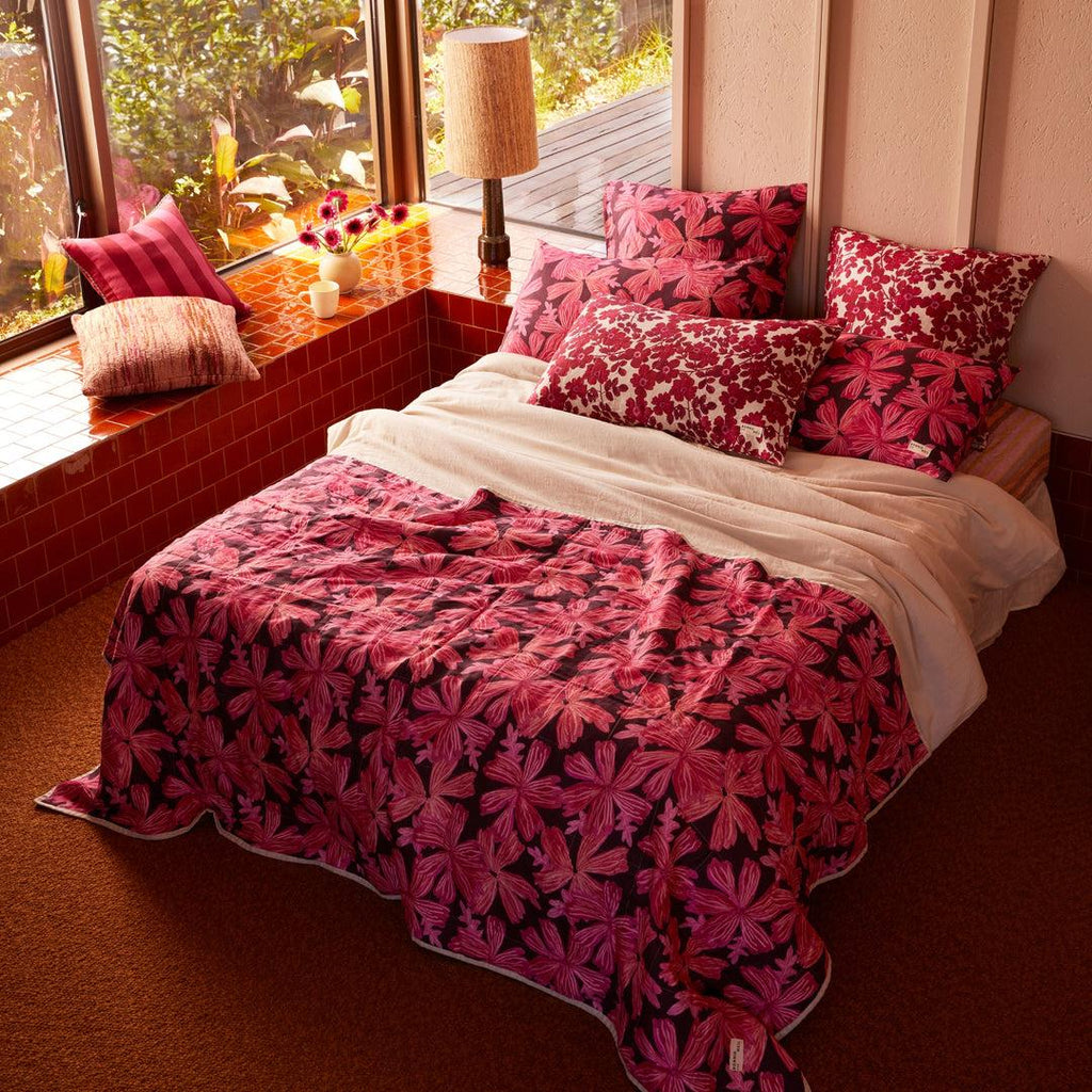 Bonnie and Neil Mave Pink Standard Pillowcases S/2