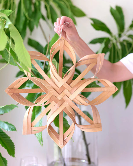 Robert Gordon Woven Snowflake Lge 40cm