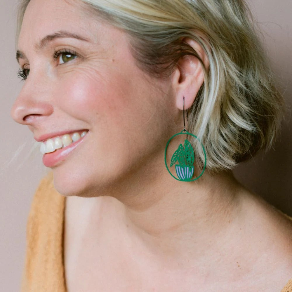 Denz Midi Spotted Begonia Earrings DG/P