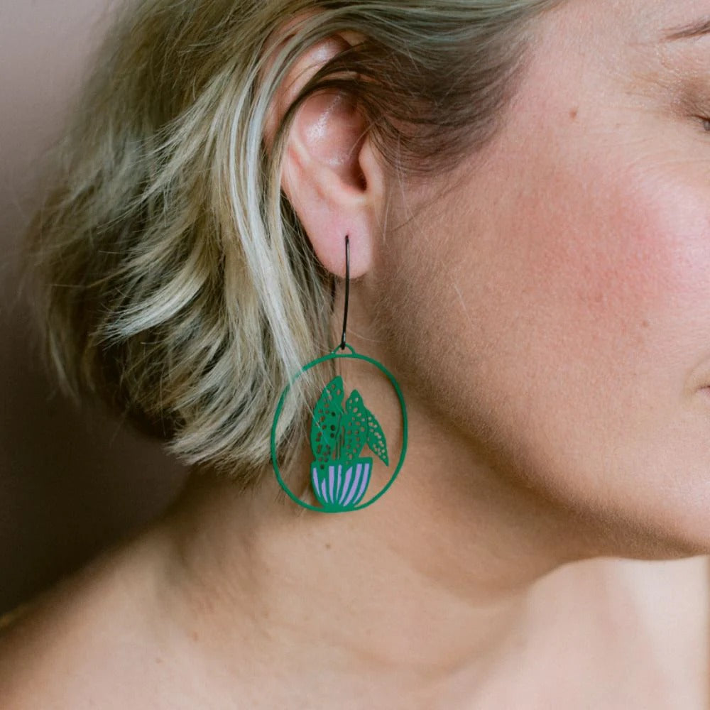 Denz Midi Spotted Begonia Earrings DG/P